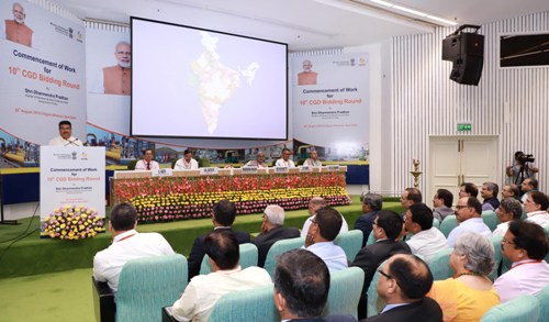 Dharmendra Pradhan launches the commencement of work for 10th City Gas Distribution bidding round