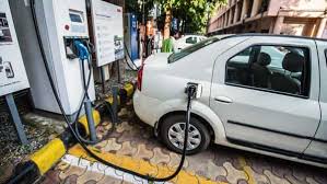 India to be a manufacturing hub for electric vehicles within five years