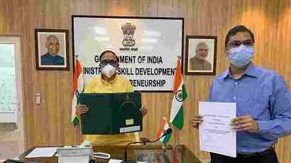 MoS and MoSDE signed MoU for skill development in Port and Maritime sector