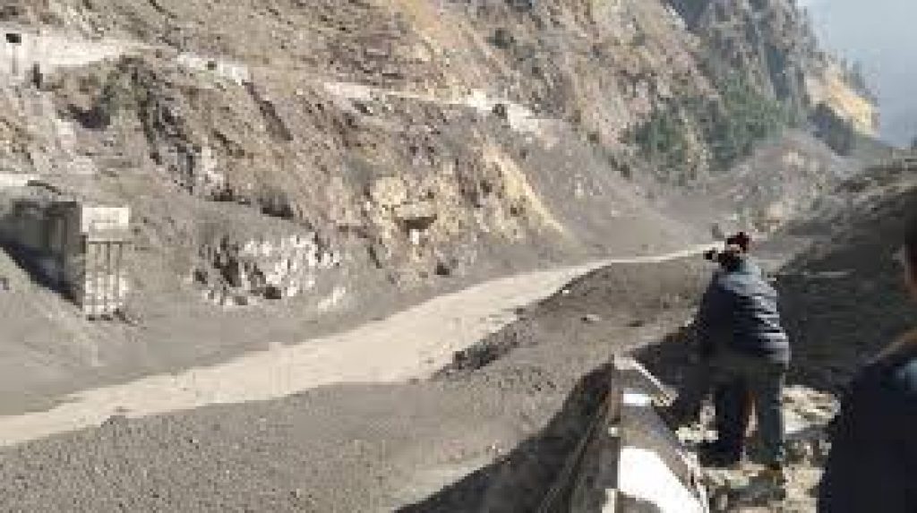 Glacial lake burst in Uttarakhand