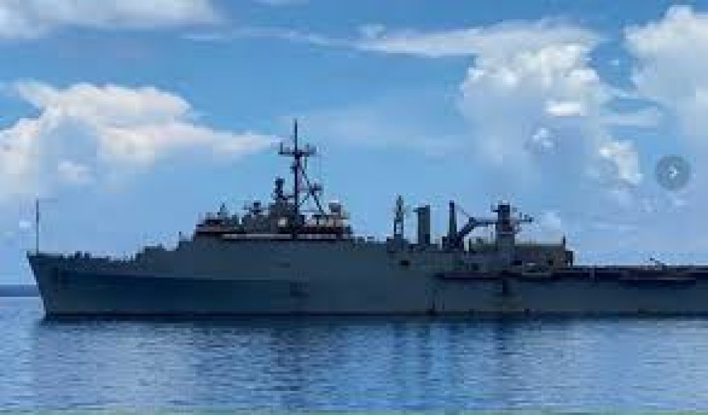 INS Jalashwa arrives at port of Anjouan in Comoros