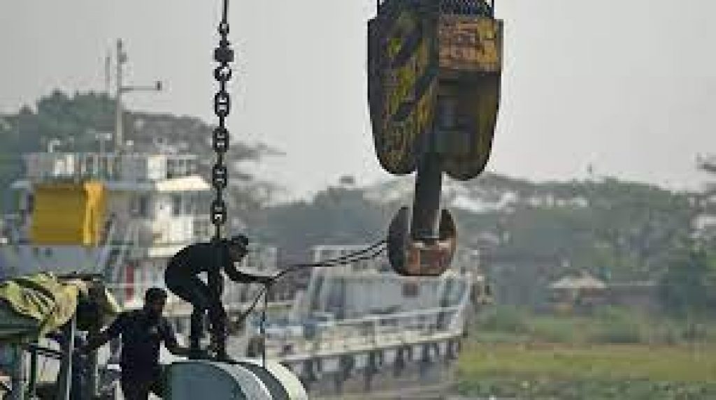 Bangladesh ferry accident in Shitalakhsya River