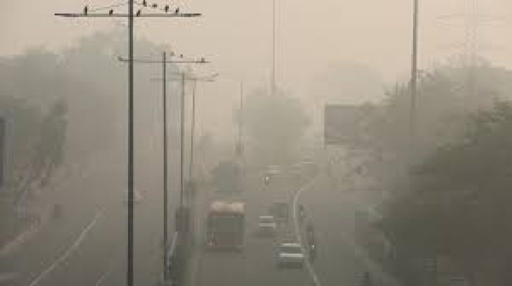 To Combat Air Pollution “Dust Free Drive” Launched in Delhi